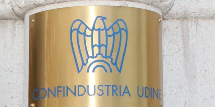 Esportazioni +33%, ma preoccupa il costo dell’energia