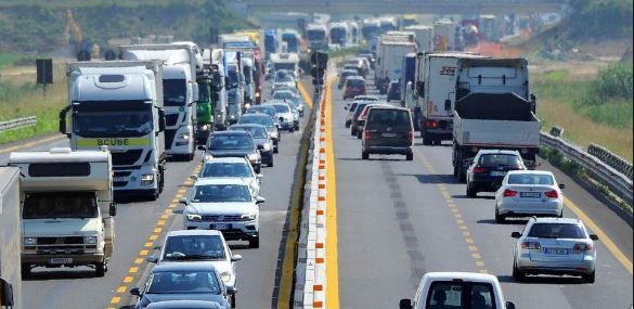 Estate, primo week end di esodo. Previste code