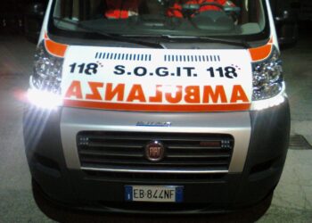 Fagagna: accoltella il suocero alla gola