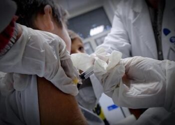Finte vaccinazioni, al via il processo