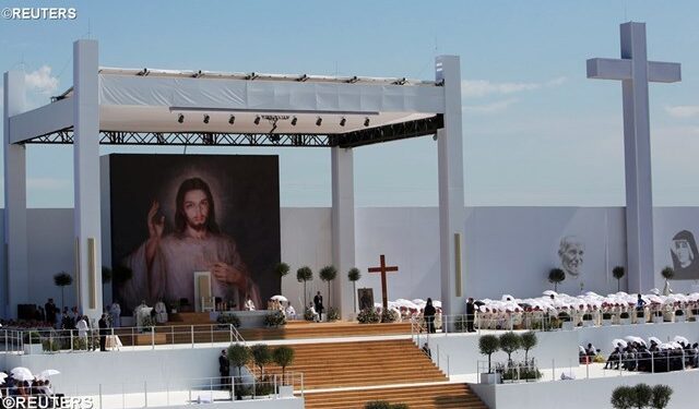 Francesco ai giovani: cambiate il mondo con Gesù