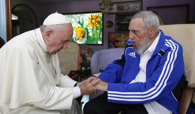 Francesco: dolore per la scomparsa di Castro