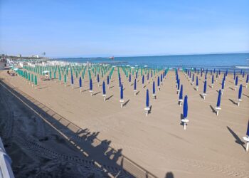 Fvg, 25mila ombrelloni aperti per segnare la ripartenza