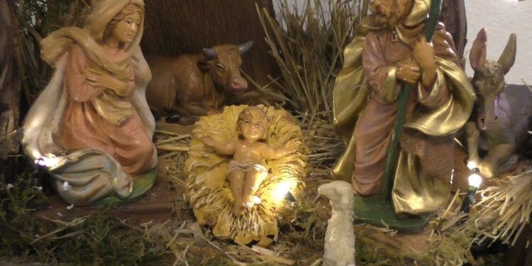 «Gesù è luce», l’omelia di Natale dell’Arcivescovo di Udine