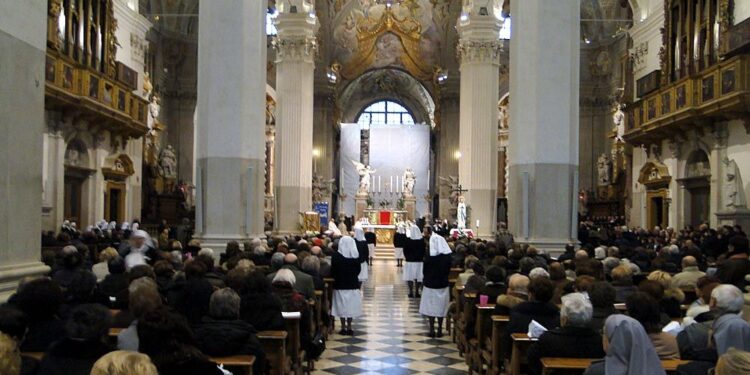 Giornata del malato, S. Messa in Cattedrale con l’Arcivescovo