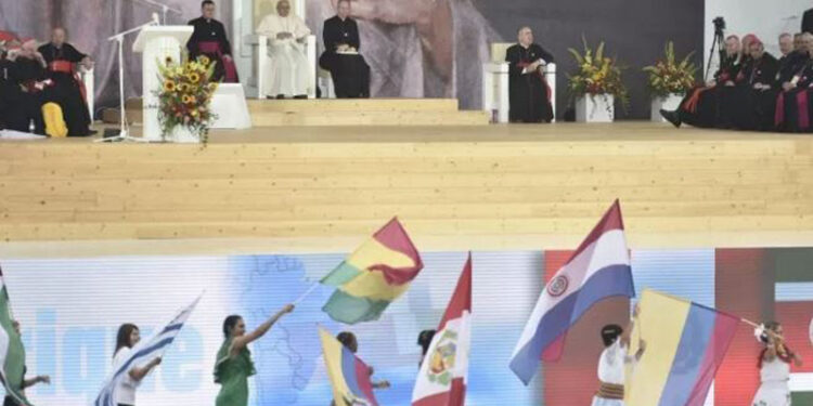 “Giovani non fate i pensionati, ma sognate alto. E accogliete il povero”