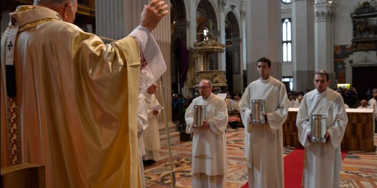 Giovedì Santo. La Messa crismale e le celebrazioni del Triduo pasquale