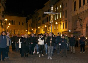 “Governanti senza meta perché non seguono Dio”