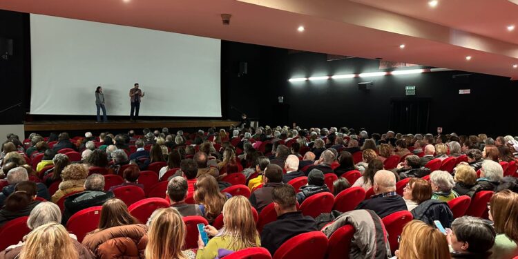 Grande partecipazione a Latisana alla proiezione di “Libera nos, il trionfo sul male”