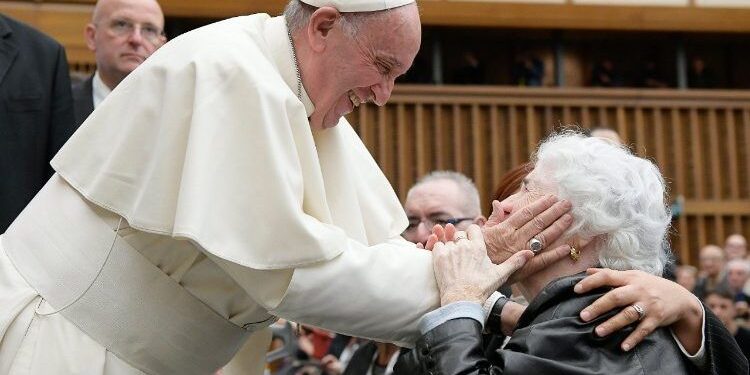 Il 24 luglio Festa dei nonni e degli anziani