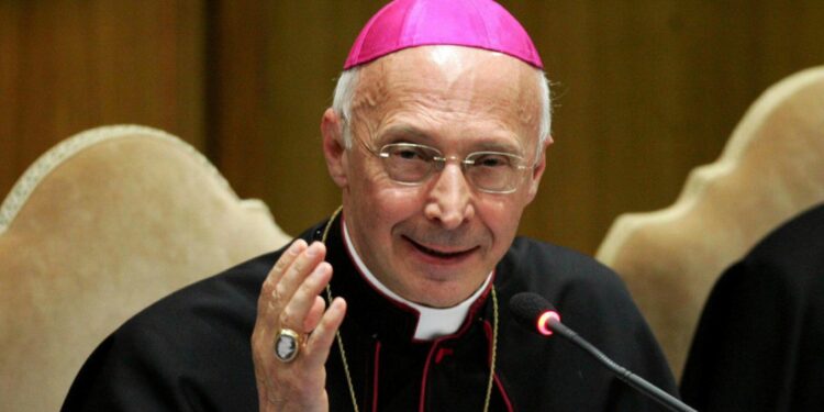 Il card. Bagnasco: “In Libia non avventure sconsiderate, ma prudente ponderazione”