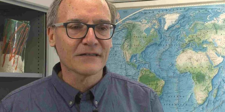 Il climatologo Giorgi: “Eventi estremi sempre più frequenti, da arginare”