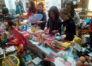 Il mercatino dei ragazzi che fa tornare il sorriso