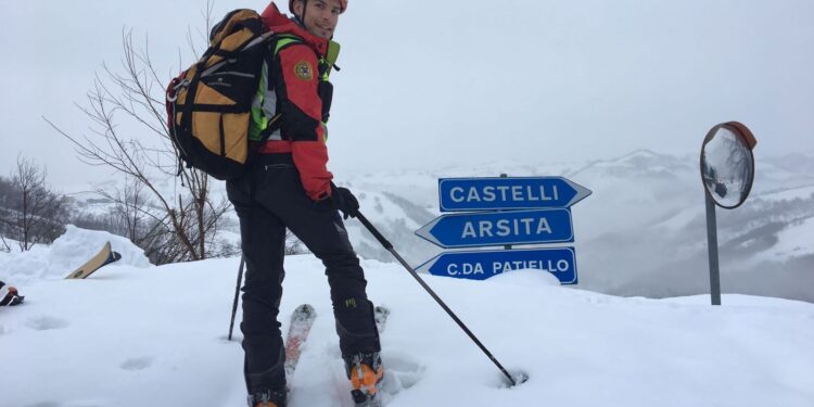 Il soccorso alpino friulano salva un bimbo ad Arsita (Teramo)