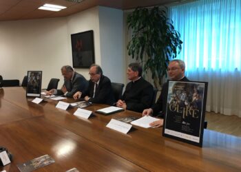 Illegio. La grande arte racconta il viaggio. Due profughi tra le guide