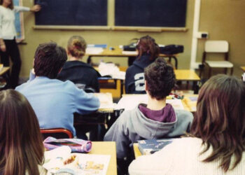 «In classe non spegniamoli»