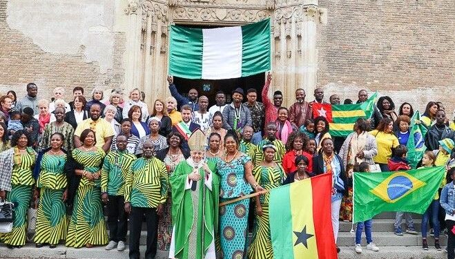 In festa con gli immigrati cattolici