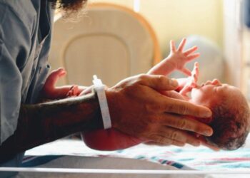 In festa per la vita. Messa alle Grazie e notte di Adorazione