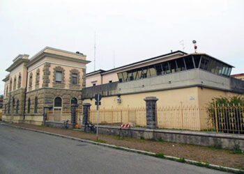 Incendio in carcere, «gli agenti non disponevano di dispositivi antifumo»