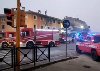 Incendio in comunità per ragazzi, un morto e due feriti