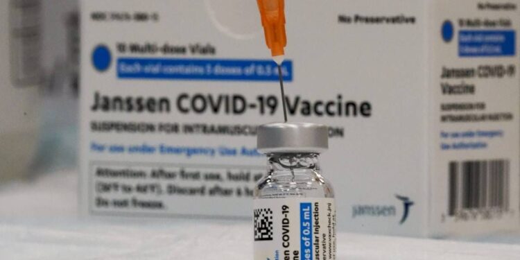 Vaccinati Johnson & Johnson, già possibile la prenotazione della dose “booster”