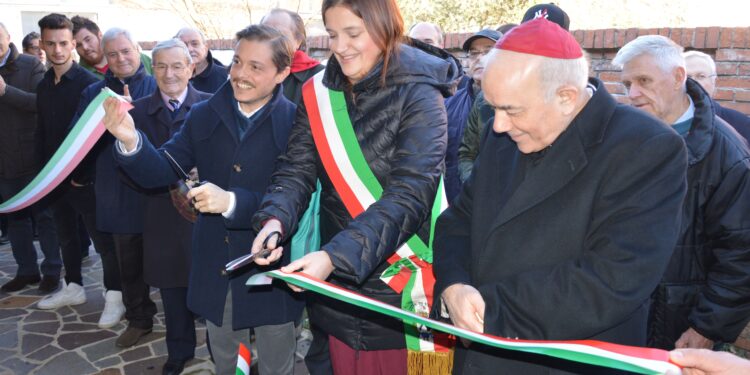 «Senza Dio, crescono i muri contro gli uomini»
