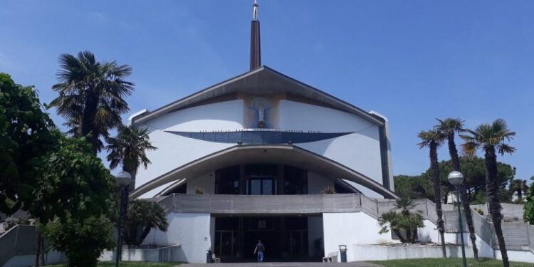 L’Arcivescovo in visita nella Collaborazione di Lignano