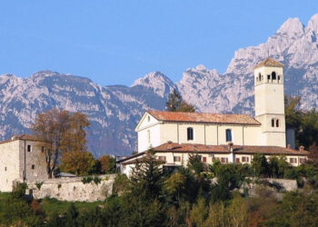 L’Arcivescovo visita la Collaborazione di Moggio