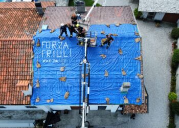 L’augurio a Mortegliano dei vigili del fuoco del Trentino