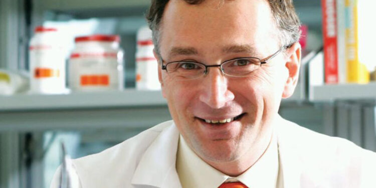 L’udinese Ferrari: “Scoperto nanofarmaco per distruggere le metastasi del cancro al seno”