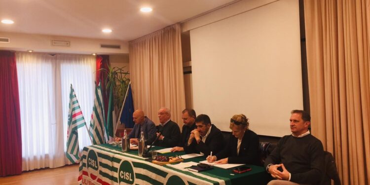 La Cisl: “Politiche industriali a zero”
