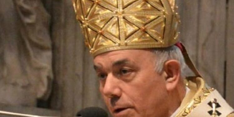 «La fede va vedere la luce oltre la morte»