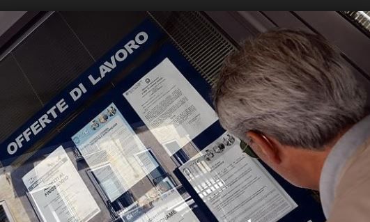 Lavoro, aumentano i contratti a tempo indeterminato