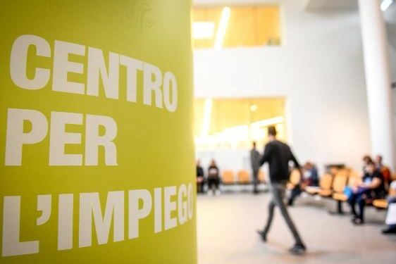 Lavoro, più assunzioni che cessazioni