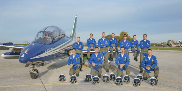 Le Frecce Tricolori compiono sessant’anni
