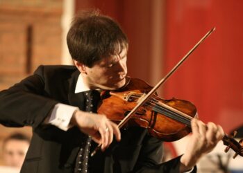 Lo Stradivari Nero per i 30 anni della Mozartina