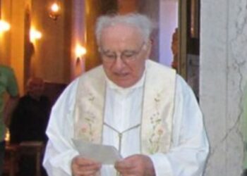 Lutto a Gonars. E’ morto il parroco don Zanandrea