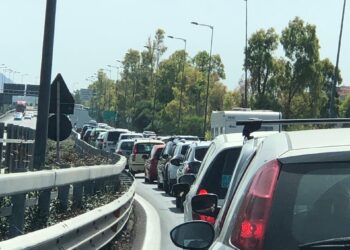 Maltempo, chiuso tratto A4 per avvallamento