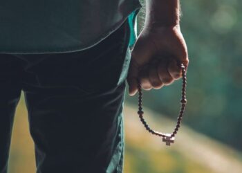 Maratona di preghiera a Maria