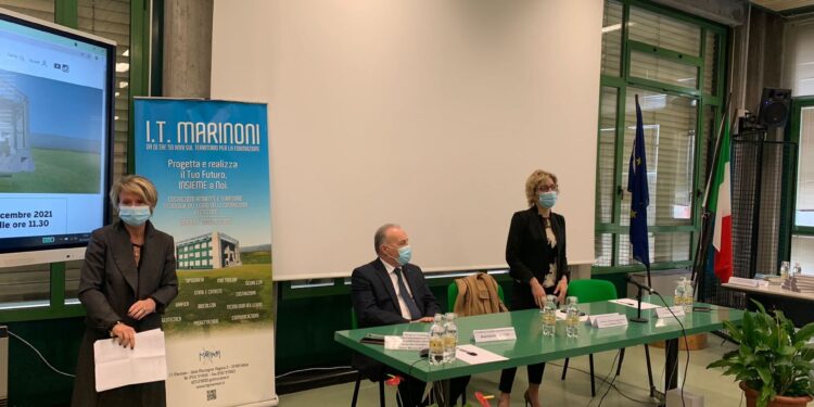 Marinoni, laurea abilitante per geometri