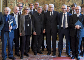 Mattarella: “Settimanali cattolici, ricchezza per l’Italia”