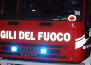 Maxi rogo, semidistrutta la Tessitura Carnica