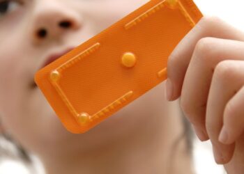 Meno aborti negli ospedali, ma è boom del «fai da te»