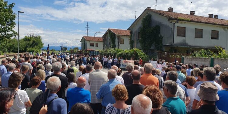 Migranti: polemica politica per l’hospot