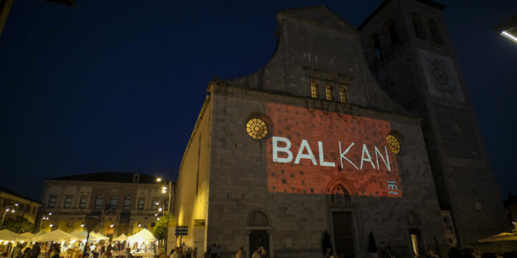 Mittelyoung cerca artisti under30