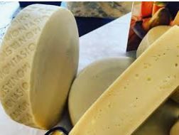 Montasio primo tra i formaggi di montagna