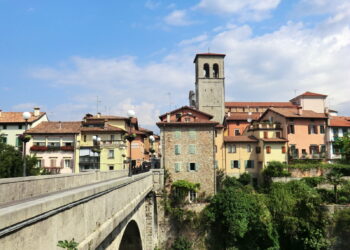 Muore a 13 anni per un malore improvviso