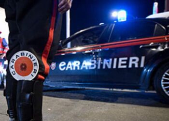 Muore in casa, lo trovano solo dopo un mese