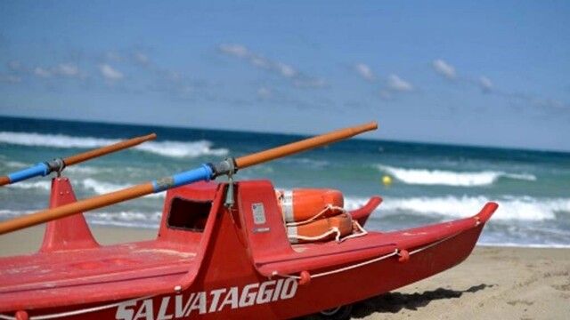 Muore mentre fa il bagno a Lignano