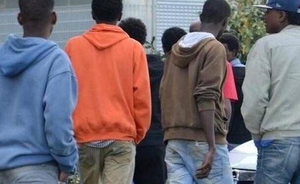 “No all’intolleranza verso i profughi”